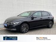 VW Golf, 2.0 TDI VIII MOVE, Jahr 2023 - Torgau