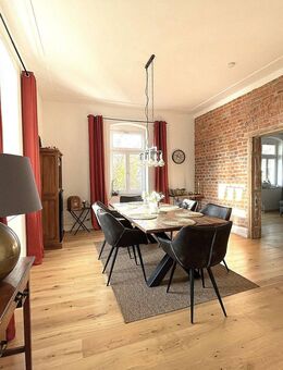 Rarität von PRIVAT! Stilvolle 4 Zimmer -Whg. in denkmalgeschützter Villa am Elbhang in Loschwitz - Dresden