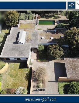 Blickgeschützter Bungalow mit Einliegerbereich, großem Grundstück und Pool - Dannstadt-Schauernheim