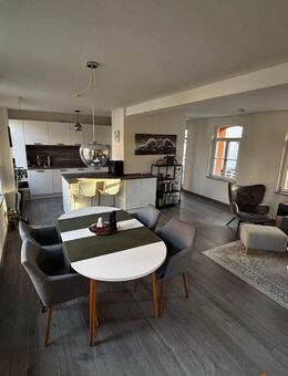 Schwabach ~ direkte Wohnlage an der Stadtmauer ~ kleine Dachterrasse ~ Bezugsfrei 01.01.2026 - Schwabach