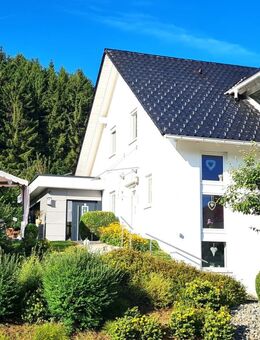 Exklusives Einfamilienhaus mit Praxisanbau in traumhafter Waldrandlage - Seitingen-Oberflacht