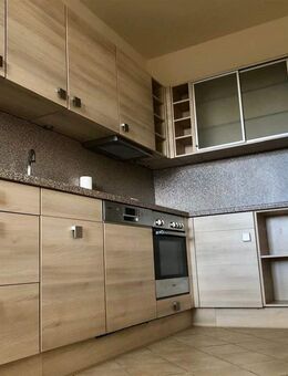 Attraktive, vermietete 2 Raum Wohnung zu verkaufen! - Altenburg