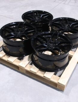 Set-CVR#28 – Japan Racing CVR3 Felgenset - Neuhaus (Inn)