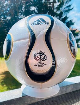 Originaler WM Ball von 2006 - Tübingen