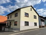 Ein Paradies: 2-FH mit Nebengebäude und herrlichem Grundstück am Bachlauf! - Faulbach