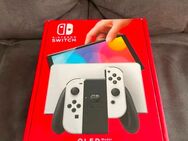 Nintendo Switch OLED - Leer (Ostfriesland) Zentrum