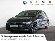 VW Golf, 2.0 TDI VIII Move, Jahr 2023 - Berlin