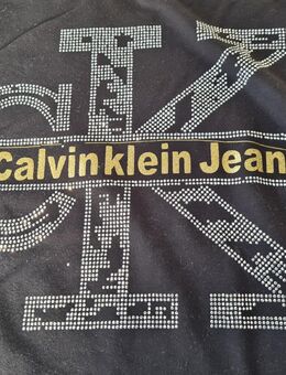 Calvin Klein T Shirt in schwarz - Sankt Leon-Rot