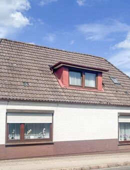 Charmantes Wohnhaus mit Potenzial - 300?qm Wohnfläche, teilbar in 3 Einheiten, ideal für Kapitalanleger - Hennstedt (Landkreis Dithmarschen)