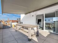 Moderne Penthouse-Wohnung mit Aufzug, zwei Dachterrassen und Carport in Bietigheim - Bietigheim