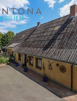 Vielseitiger Resthof mit Weideland, Stallungen und Raum für Ihre Ideen! - Idstedt