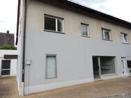 2-Familienhaus mit Laden, Werkstatt und 3 Garagen, ideal für Handwerksbetrieb - Fürth