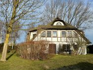 Wohnung mit großer Eckterrasse im rohrgedeckten Landhaus - Ahrenshoop (Ostseebad)