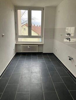 Schöne 3-Zimmer-Wohnung in Frankfurt / Fechenheim - Frankfurt (Main)