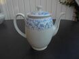 Kahla Porzellan Kaffeekanne weiß blau 2 l Vintage Landhaus-Deko defekt 3,- in 24944
