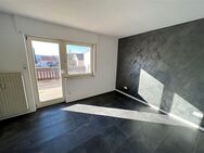 Provisionsfrei! 4-Zi.-Wohnung mit Ausbaupotenzial in Seukendorf! Inkl. großen Balkon - Seukendorf