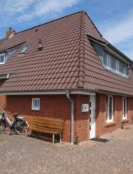 Vierfamiliendoppelhaushälfte mit 2 Dauerwohnungen und 2 FeWo - Norderney