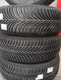 Winterreifen Michelin Alpin 5 205/60 R16 neu mit Felgen - Neuss