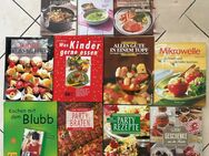 11 Kochbücher, je 1,- (z. B.: Alles Gute in einem Topf, Getränke, Mikrowelle, Party Rezepte, Spinat, Suppen, Wildspezialitäten) - München