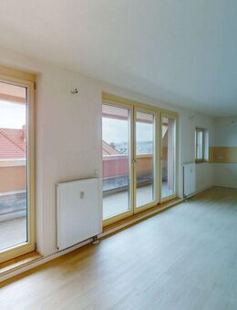 ** Exklusive 4-Zimmer-Dachgeschosswohnung mit 2 Terrassen in Dresden, Pieschen! ** - Dresden