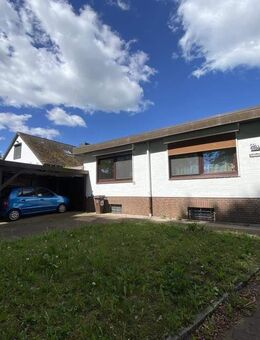 BUNGALOW MIT POTENZIAL IN U-BAHN-NÄHE - Ahrensburg