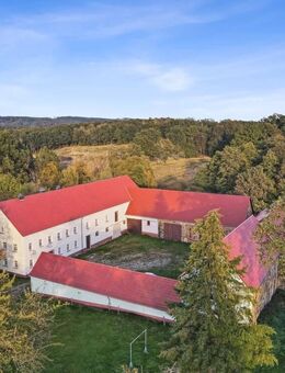 Vielseitig nutzbarer Vierseitenhof (1,57 ha) in Borda, Reichenbach bietet Idylle für Mensch & Tier! - Reichenbach (Oberlausitz)