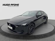 Mazda 3, Homura e G 122, Jahr 2024 - Lübeck