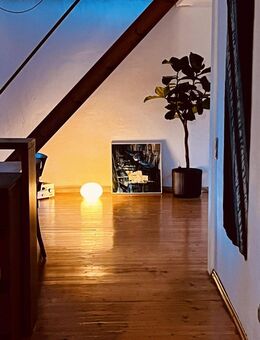 2 Zimmer-Wohnung mit Einbauküche im östlichen Erlangen Stadtzentrum auf 2 Ebenen - Erlangen