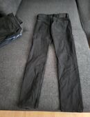Herren Jeans 4 Stück zu verkaufen in 44652