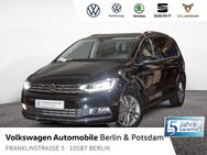 VW Touran, 2.0 TDI Highline, Jahr 2022 - Berlin