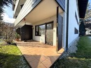 Ruhige 1,5-Zi.-EG-ETW mit heller Küche, Terrasse, Kellerabteil, Stellplatz und Schwimmbad samt Sauna - Bergen (Regierungsbezirk Oberbayern)