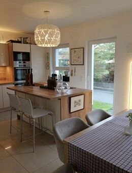 4 Zimmer, Whirlpool und Sauna - Ihr Wohlfühlparadies in Falkensee - Falkensee