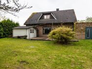 *** EINFAMILIENHAUS mit DOPPELGARAGE und GARTEN mit WEIDENBLICK *** - Delmenhorst