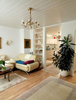 Leben in guter Lage mit 4 Etagen - Reihenmittelhaus in ruhiger Nachbarschaft - Weil (Rhein)