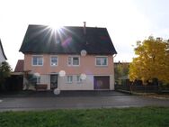 Freistehendes Einfamilienhaus mit Garage, Carport und Garten - Dornhan