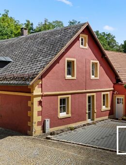 Bauernhaus mit Traumgrundstück! Gepflegtes Wohn- und Gewerbeanwesen mit großen Nebengebäuden - Weidenberg