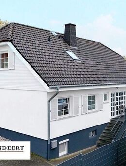 Ansprechendes MASSA-Fertighaus auf einem großen, sonnigen Grundstück in Rennerod. - Rennerod