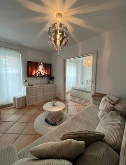 hyggeliger Wohn(t)raum - 2 Zimmer - 47 qm mit kleinem Balkon und optional Kfz.-Stellplatz in Tiefgarage - Erfurt