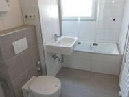 Modernisierte 3-Raum-Wohnung mit Balkon in grüner Wohnlage angrenzend zu E-Haarzopf! - Essen
