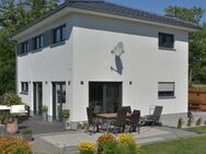 Naunhof: Repräsentative Stadtvilla mit fünf Zimmern – Grundstück im Preis enthalten! - Naunhof