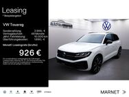 VW Touareg, 3.0 V6 TDI R-Line, Jahr 2024 - Bad Nauheim