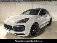 Porsche Cayenne, GTS Coupe | | Lenkung |, Jahr 2020 - Plattling