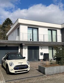 Exklusive Doppelhaushälfte mit Dachterrasse, Garten und Garage! - Prisdorf