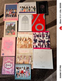 13x Apink Album K-Pop Sammlung - Braunschweig