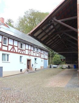 Gepflegtes Ein- bis Zweifamilienhaus mit Scheunengebäude in Melsungen-Röhrenfurth - Melsungen