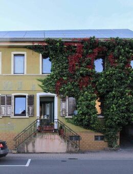 Historisches MFH mit 5 gepfl. Wohneinheiten, PV-Anlage und soliden Mieteinnahmen in Eisenberg - Eisenberg (Pfalz)