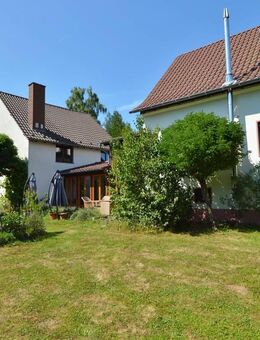 Landhaus in idyllischer Alleinlage in Wittersheim - Ideal auch für Landwirte - Mandelbachtal