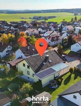 Saniertes Einfamilienhaus mit ELW und ausbaufähigem Dachspeicher - Neuhausen ob Eck - Neuhausen (Eck)