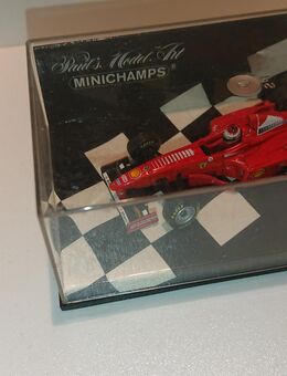 Ferrari F300 1998 Mini Champ Set von Schuhmacher und Irvine 1:64 - Dormagen Zentrum