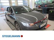 VW Golf, 1.5 TSI VIII Active, Jahr 2023 - Lemgo